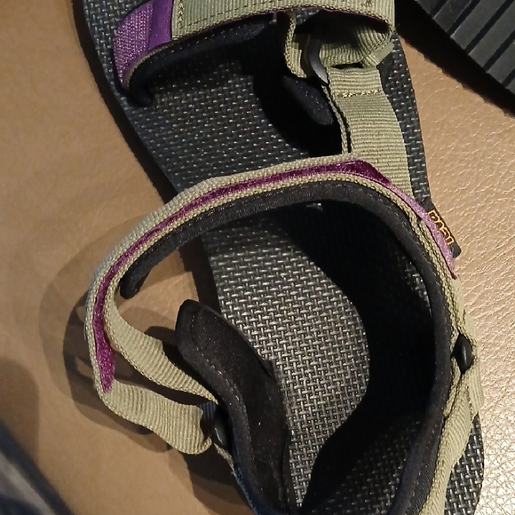 Teva Olive and Violet Adventure Sandals - Picture 4 of 5